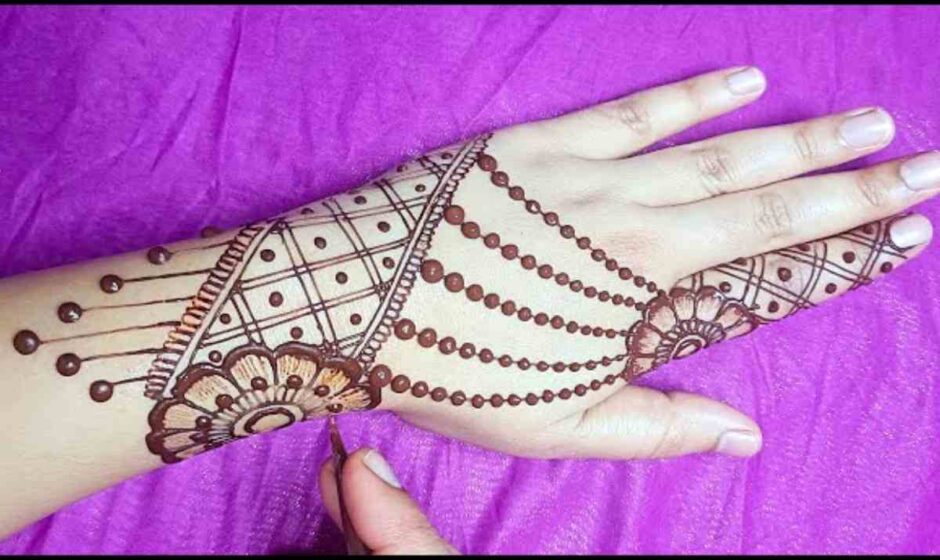 Simple Back Side Mehndi Design